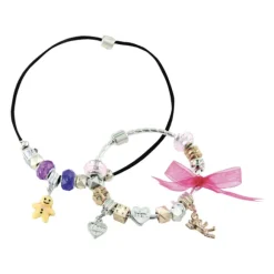 Boite A Bijoux Avec Bracelets Et Charms