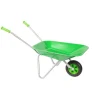 Brouette En Metal Et Accessoires De Jardinage