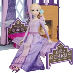 Le Chateau D'Arendelle Et Sa Poupee Elsa - La Reine Des Neiges